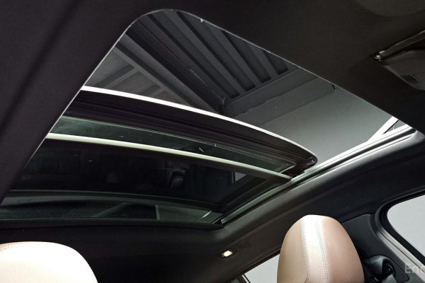 2025 BMW X4 с пробегом 4 317 км