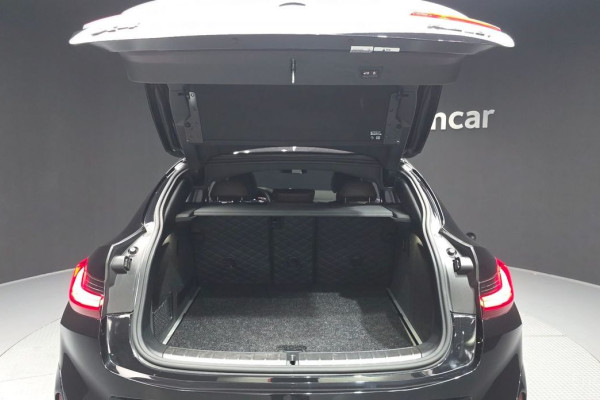 2023 BMW X4 с пробегом 61 452 км