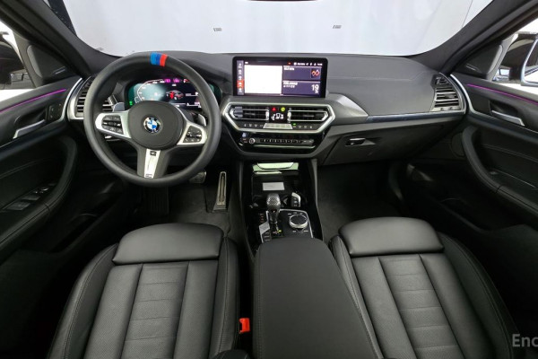 2025 BMW X4 с пробегом 4 956 км