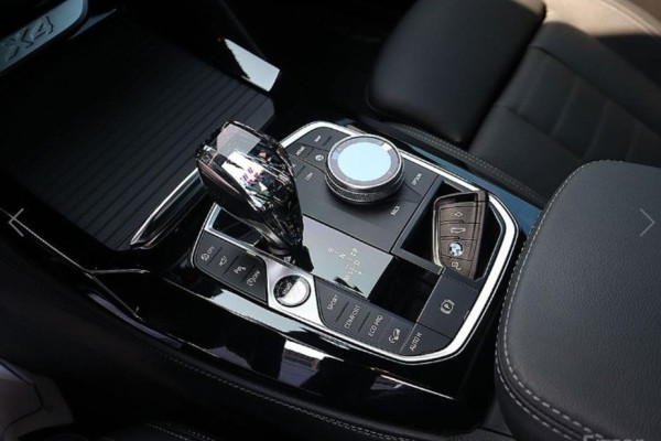 2024 BMW X4 с пробегом 24 253 км