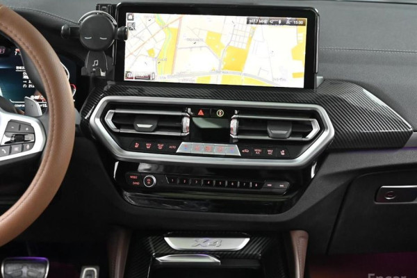 2023 BMW X4 с пробегом 27 334 км