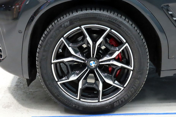 2023 BMW X4 с пробегом 16 800 км