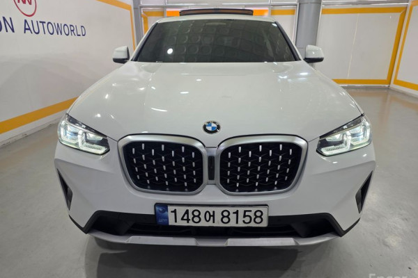 2024 BMW X4 с пробегом 44 372 км