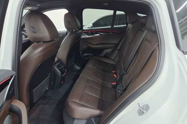 2023 BMW X4 с пробегом 59 950 км