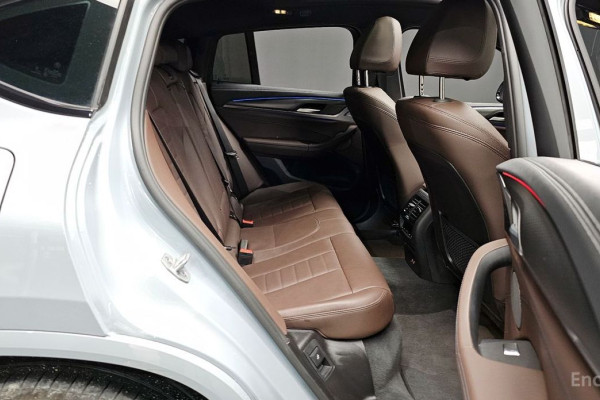 2025 BMW X4 с пробегом 12 542 км