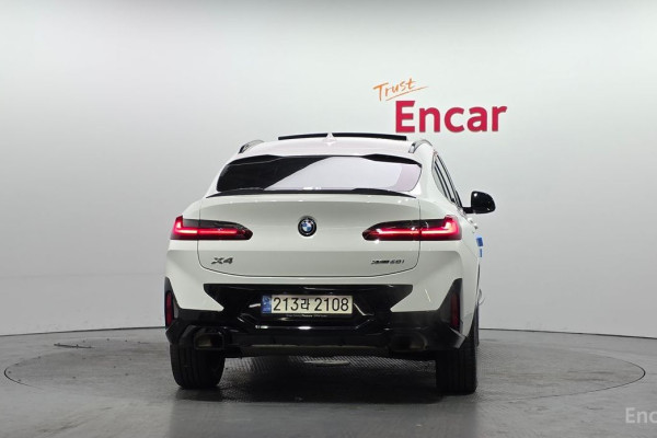 2023 BMW X4 с пробегом 40 024 км