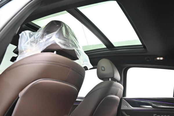 2023 BMW X4 с пробегом 27 334 км