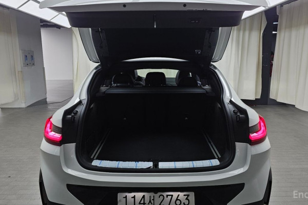 2024 BMW X4 с пробегом 26 423 км