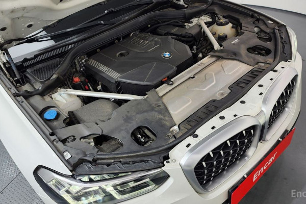 2023 BMW X4 с пробегом 43 750 км