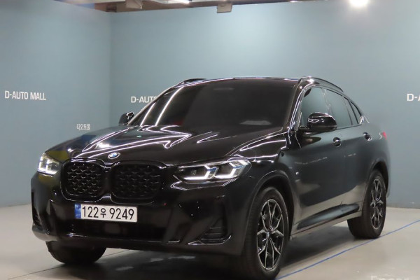 2023 BMW X4 с пробегом 16 800 км