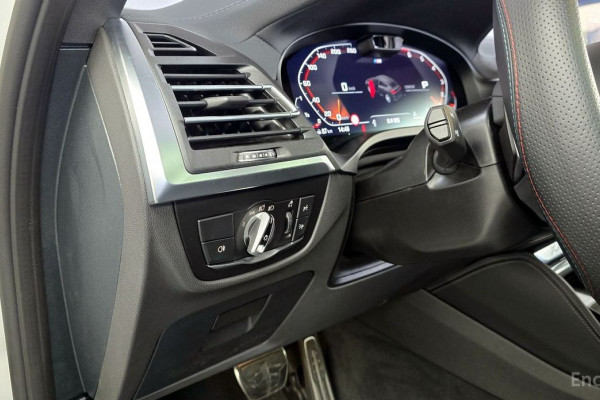 2025 BMW X4 с пробегом 4 956 км