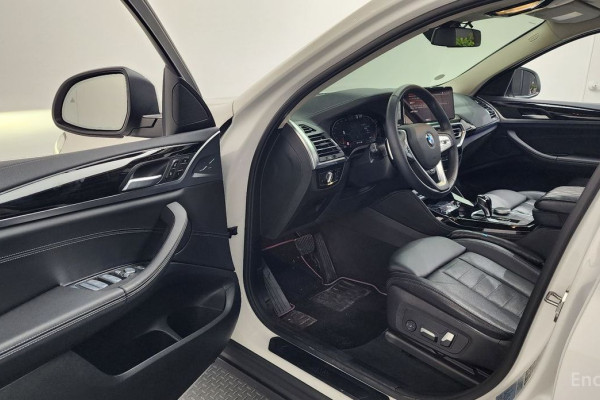 2023 BMW X4 с пробегом 43 750 км