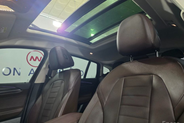 2024 BMW X4 с пробегом 44 372 км