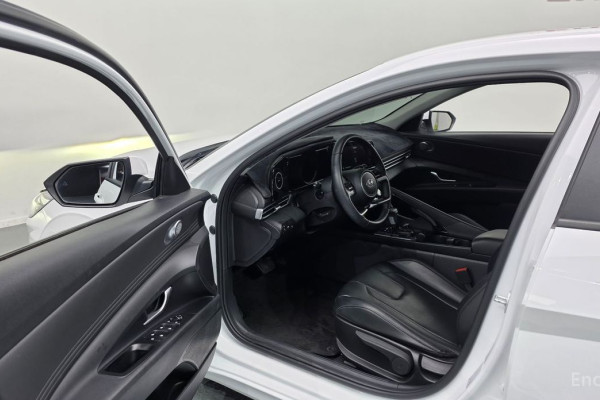 2022 Hyundai Avante с пробегом 42 890 км