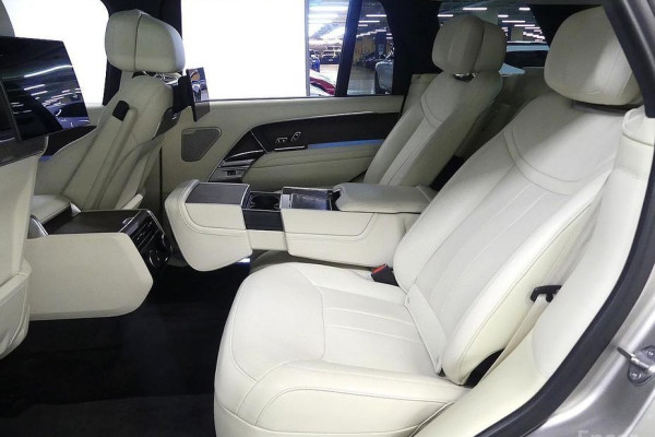 2022 Land Rover Range Rover с пробегом 58 000 км