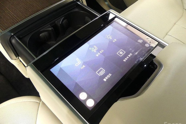 2022 Land Rover Range Rover с пробегом 58 000 км