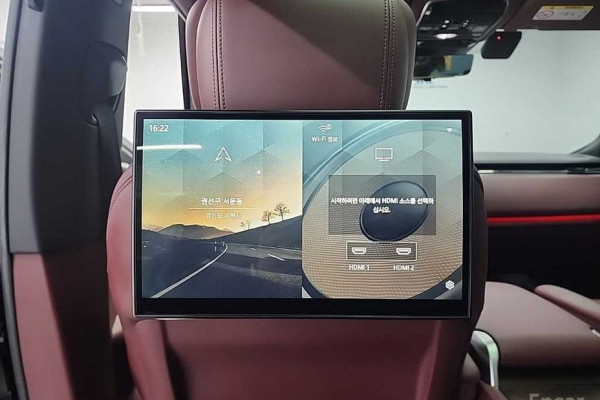 2023 Land Rover Range Rover с пробегом 19 065 км