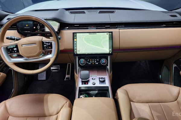 2023 Land Rover Range Rover с пробегом 24 477 км