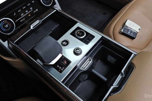 2023 Land Rover Range Rover с пробегом 39 561 км