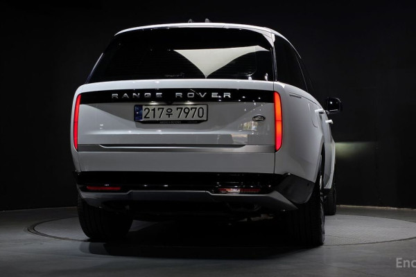 2023 Land Rover Range Rover с пробегом 33 862 км