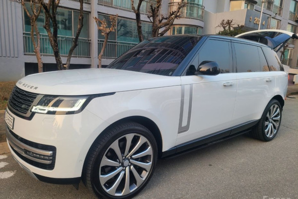 2023 Land Rover Range Rover с пробегом 17 346 км