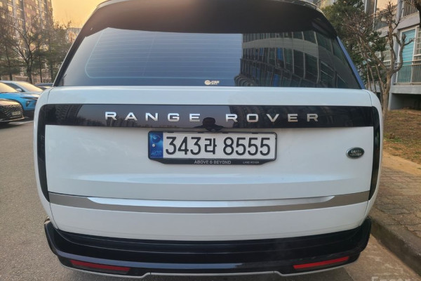 2023 Land Rover Range Rover с пробегом 17 346 км