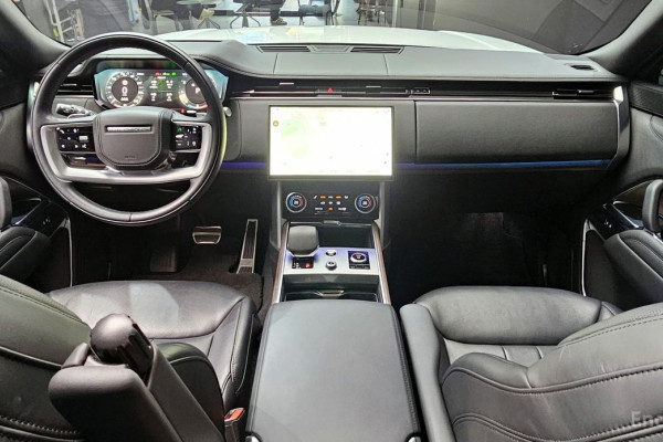 2023 Land Rover Range Rover с пробегом 33 862 км