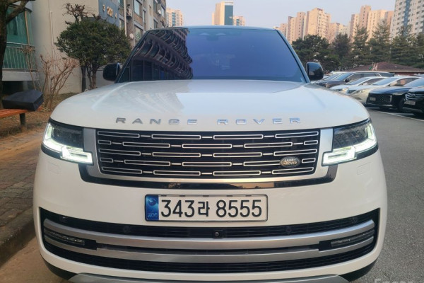 2023 Land Rover Range Rover с пробегом 17 500 км