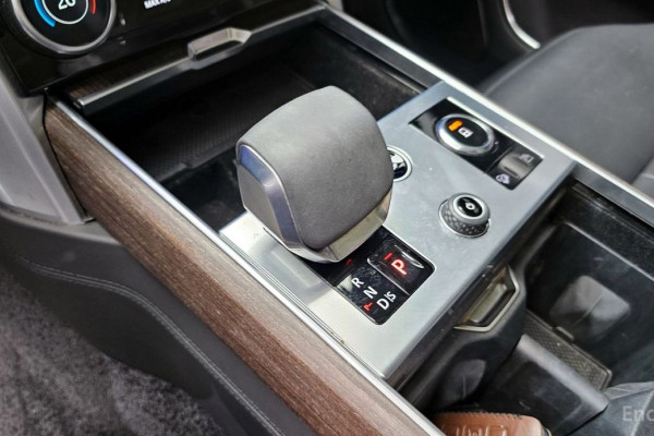 2023 Land Rover Range Rover с пробегом 33 862 км