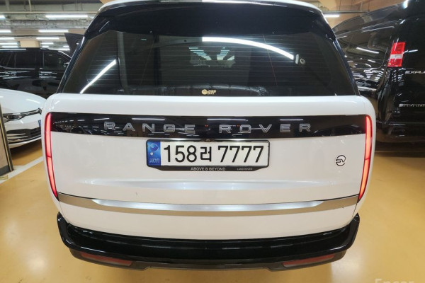 2023 Land Rover Range Rover с пробегом 30 000 км