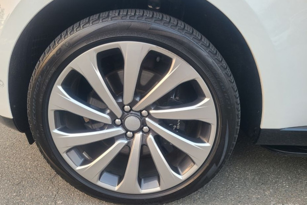 2023 Land Rover Range Rover с пробегом 17 346 км