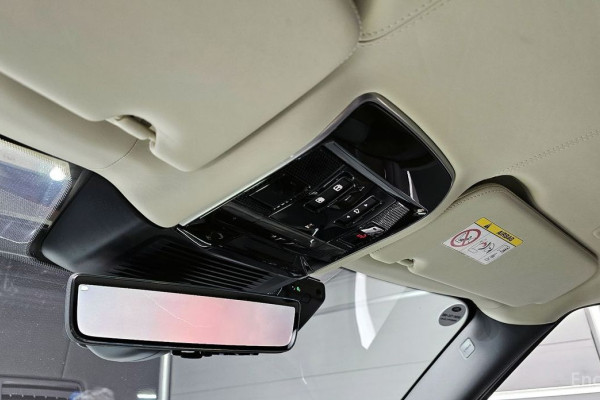 2023 Land Rover Range Rover с пробегом 33 862 км