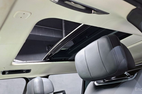 2023 Land Rover Range Rover с пробегом 33 862 км