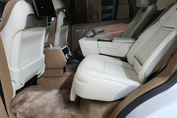 2023 Land Rover Range Rover с пробегом 30 000 км