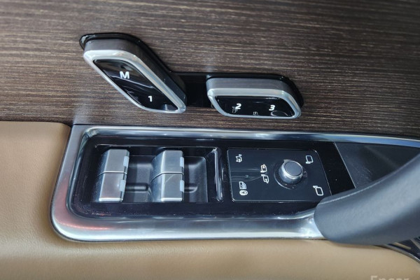 2023 Land Rover Range Rover с пробегом 97 192 км