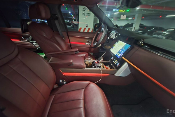 2023 Land Rover Range Rover с пробегом 15 000 км