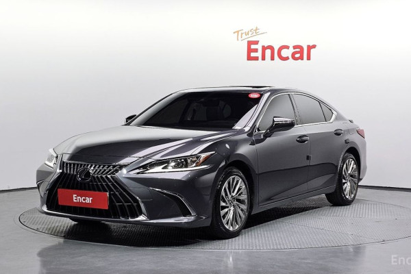 2023 Lexus ES с пробегом 78 105 км