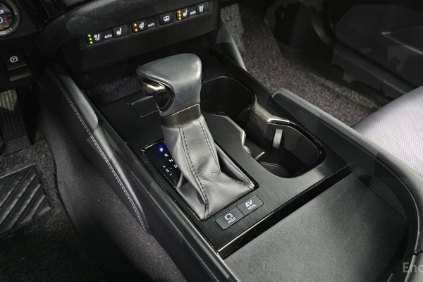 2023 Lexus ES с пробегом 78 105 км