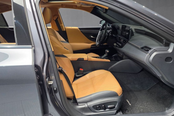 2023 Lexus ES с пробегом 35 534 км