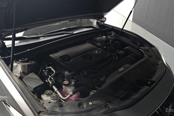 2022 Lexus ES с пробегом 44 419 км