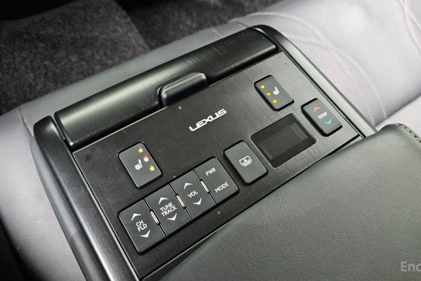 2023 Lexus ES с пробегом 78 105 км