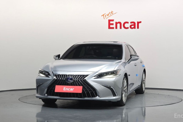 2022 Lexus ES с пробегом 46 027 км