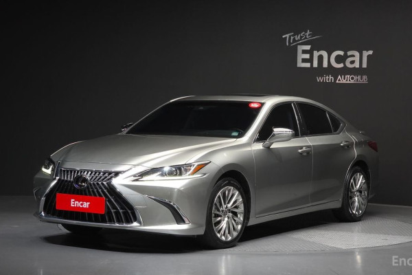 2023 Lexus ES с пробегом 55 759 км