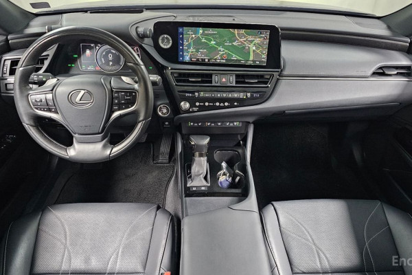 2023 Lexus ES с пробегом 49 576 км