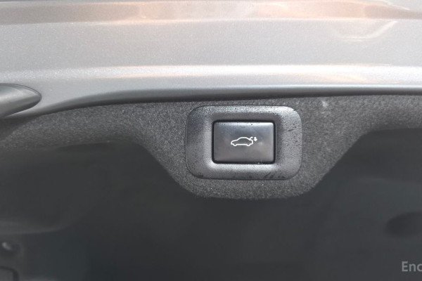 2022 Lexus ES с пробегом 46 027 км