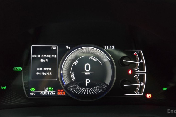 2022 Lexus ES с пробегом 43 012 км