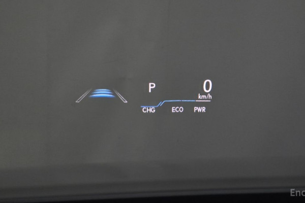 2022 Lexus ES с пробегом 104 339 км