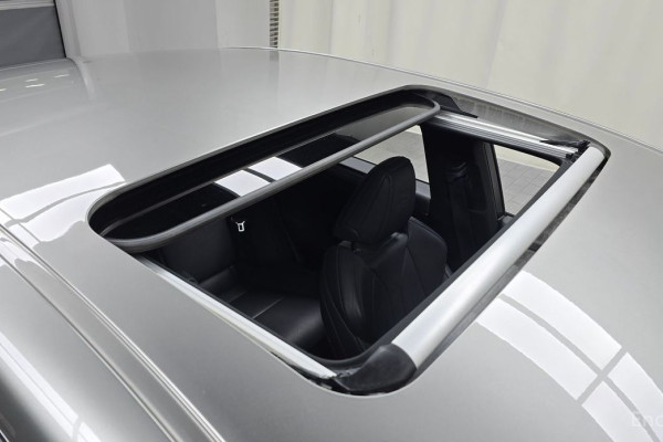 2022 Lexus ES с пробегом 104 339 км