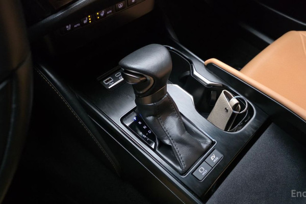 2023 Lexus ES с пробегом 44 994 км