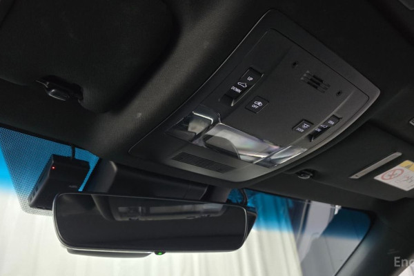 2022 Lexus ES с пробегом 104 339 км